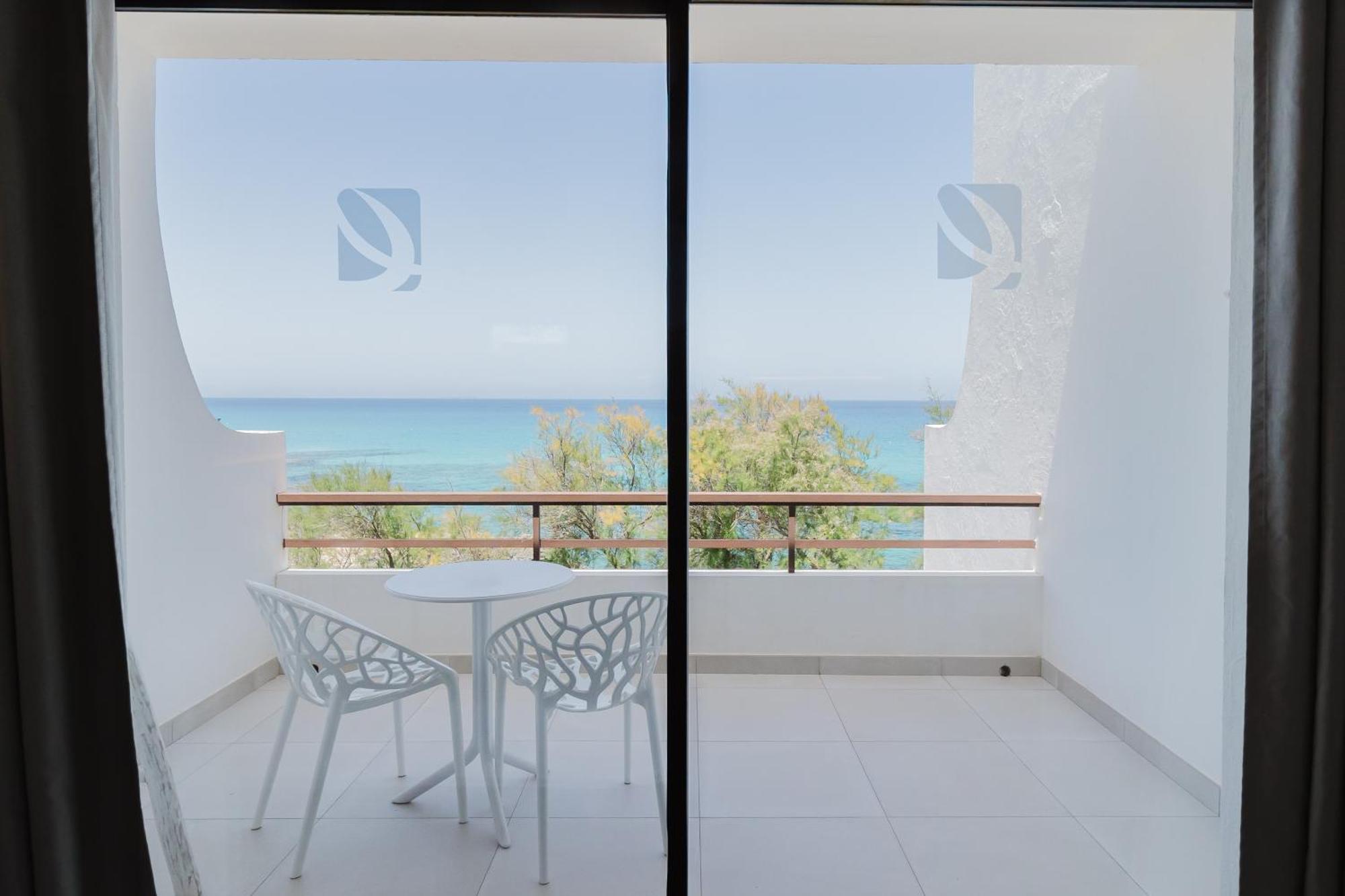 Gaviota - Emar Hotels Adults Only Es Calo  Εξωτερικό φωτογραφία