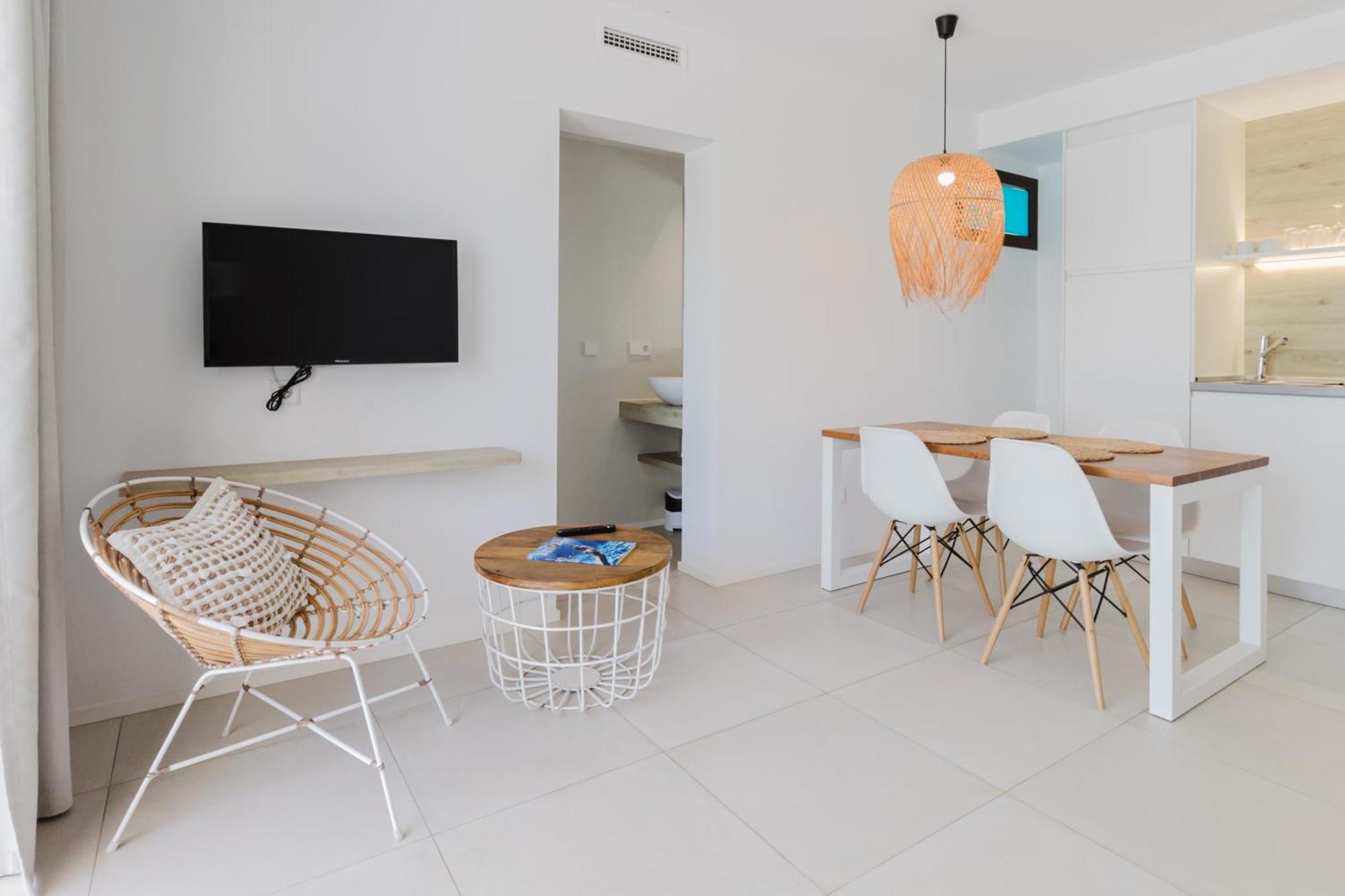 Gaviota - Emar Hotels Adults Only Es Calo  Εξωτερικό φωτογραφία